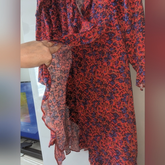 💥NEW Wrap Dress 👗🌹👗🌹 - Picture 3 of 11